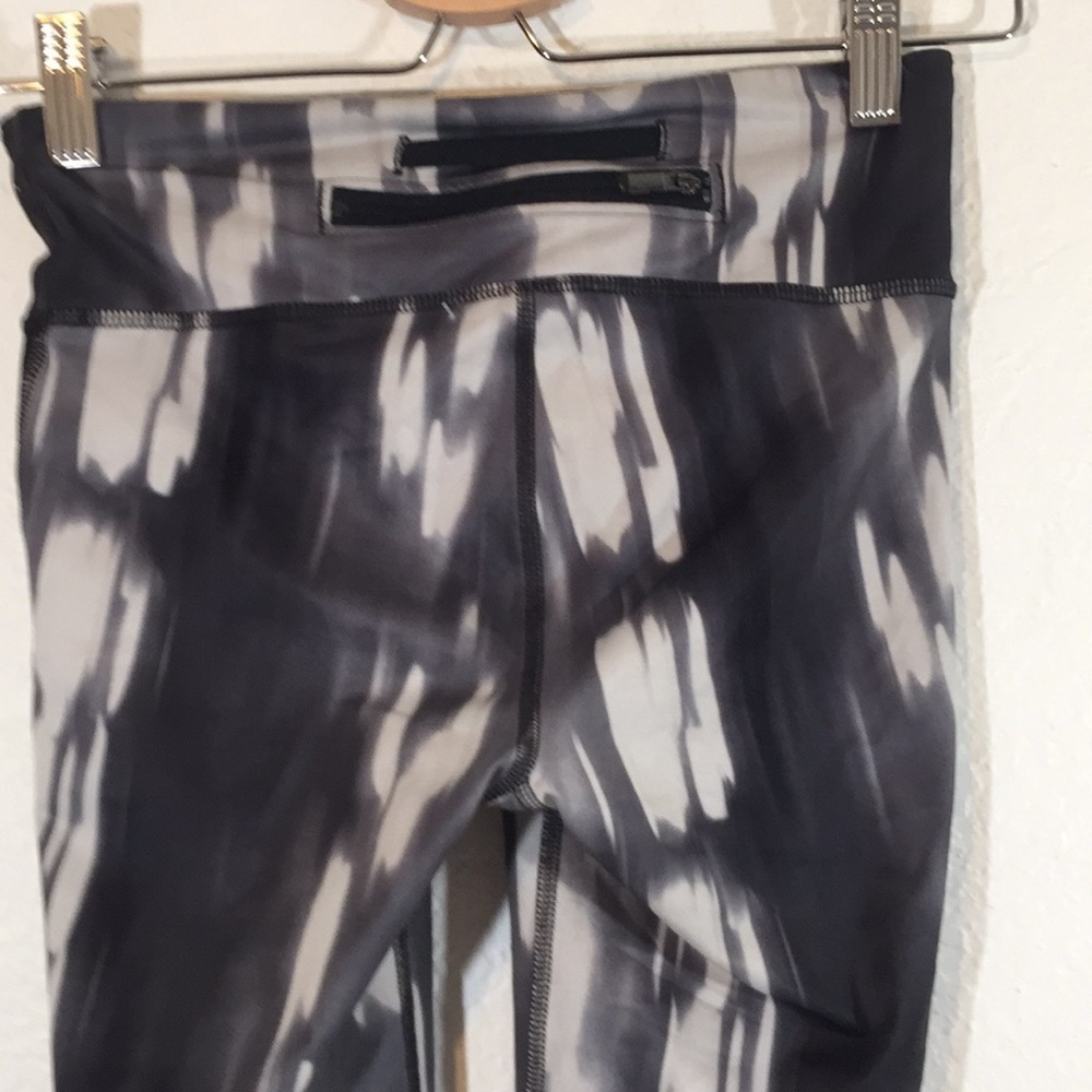 Under Armour Compression Running Capris Speed XS - Picture 6 of 11